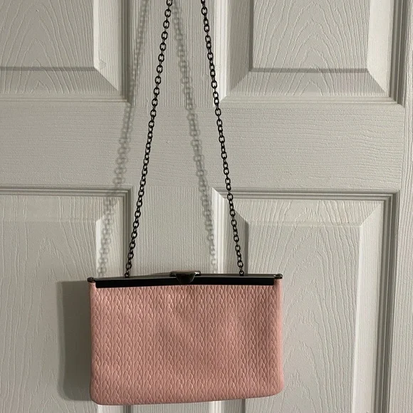 Patricia Nash Bags Patricia Nash Pink Asher Twisted Frame Clutch - Picture 4 of 13